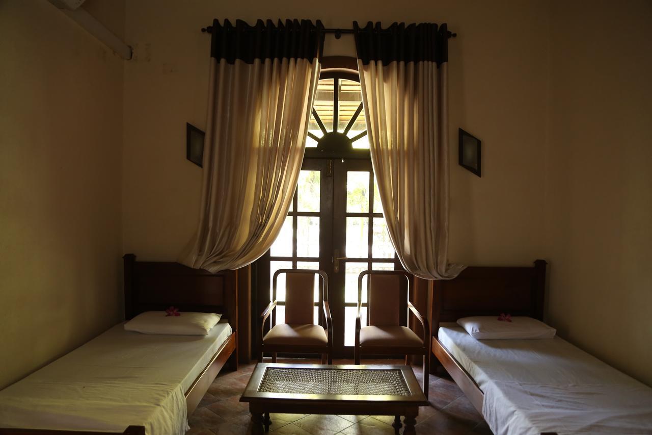 Tropical Villas Negombo Exterior photo