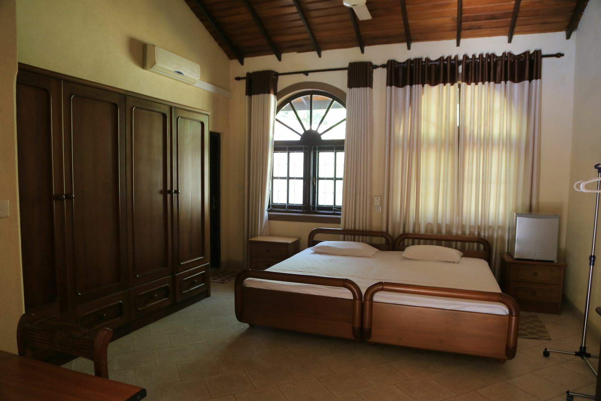 Tropical Villas Negombo Exterior photo