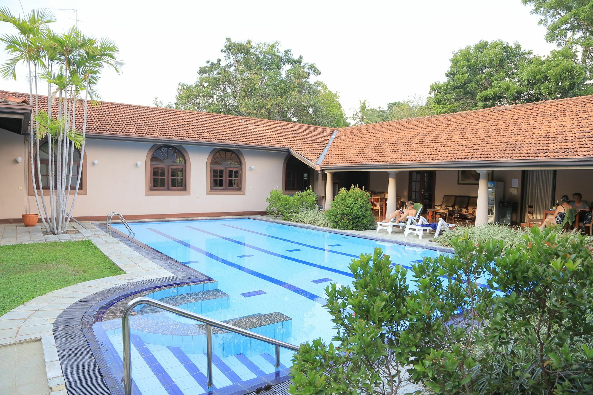 Tropical Villas Negombo Exterior photo