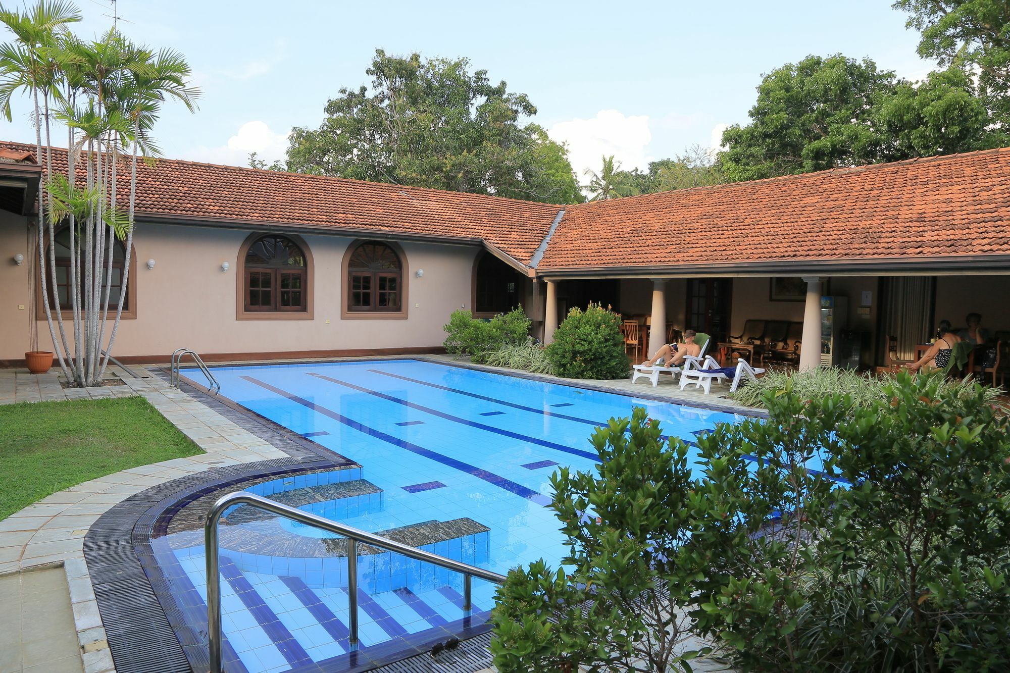 Tropical Villas Negombo Exterior photo